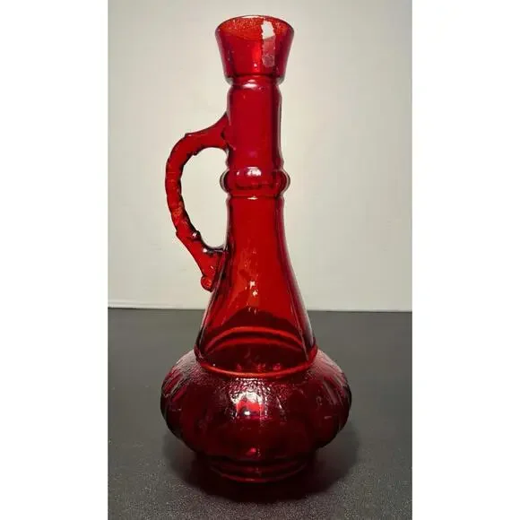 Vintage 1950s Ruby Red Genie-Style Glass Liquor Bottle Decanter, 11” NO STOPPER - Picture 4 of 15